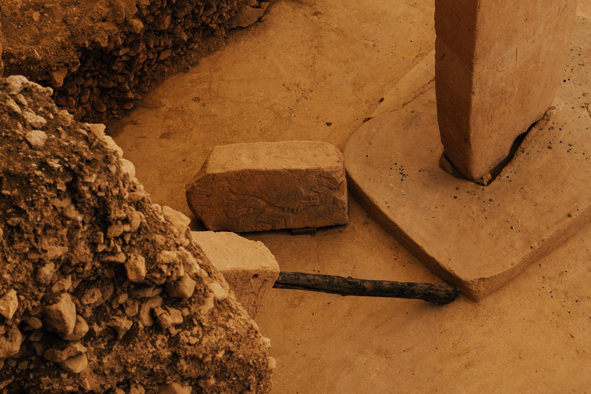 Explore the mysterious ancient stone formations at Göbeklitepe in Şanlıurfa, Turkey.