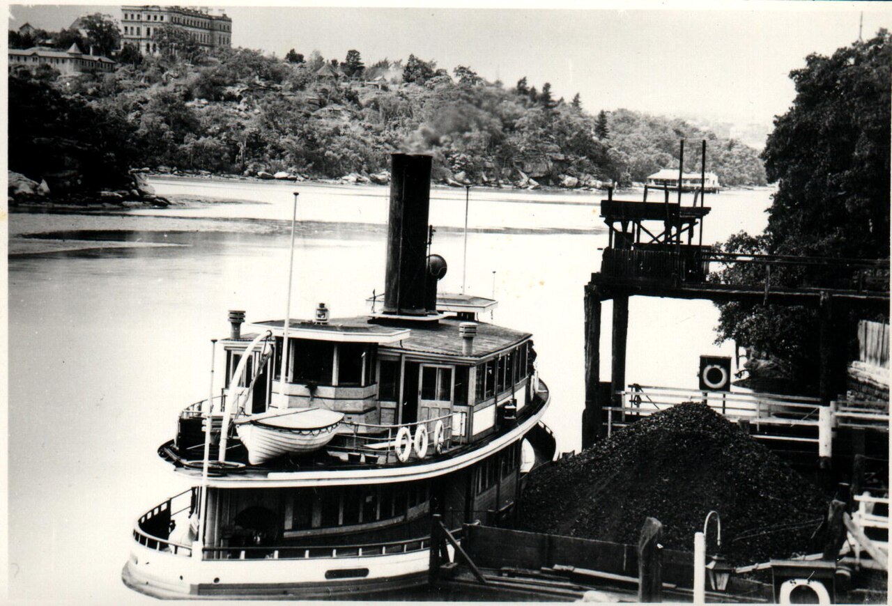 File	
078/078714
DESCRIPTION	
The ferry has probably been 'bunkered' from the pile of coal seen alongside.
DATE	
c 1915
FORMAT	
Digital image only. Many of the 