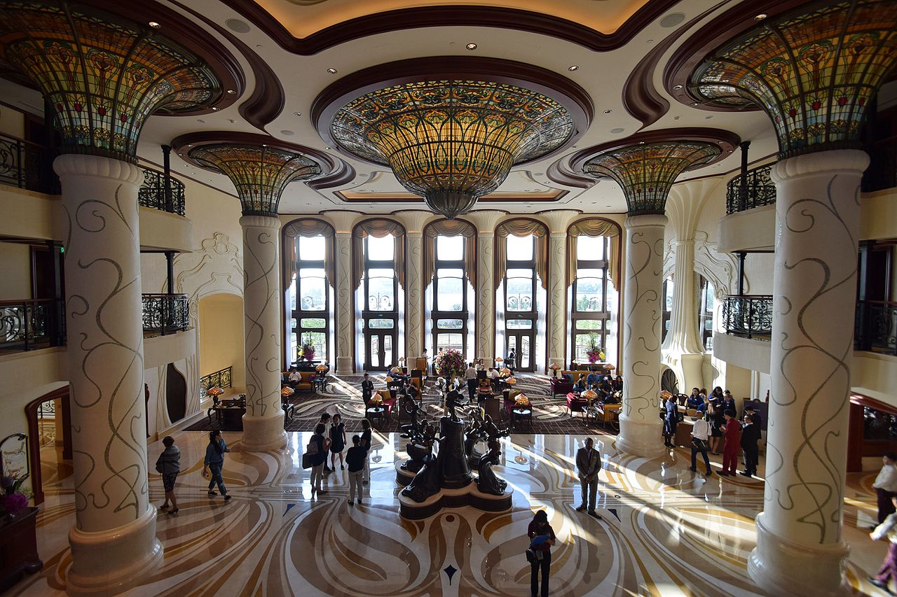 Grand Lobby of Shanghai Disneyland Hotel, Shanghai Disney Resort