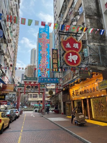 庙街夜市 实景照片